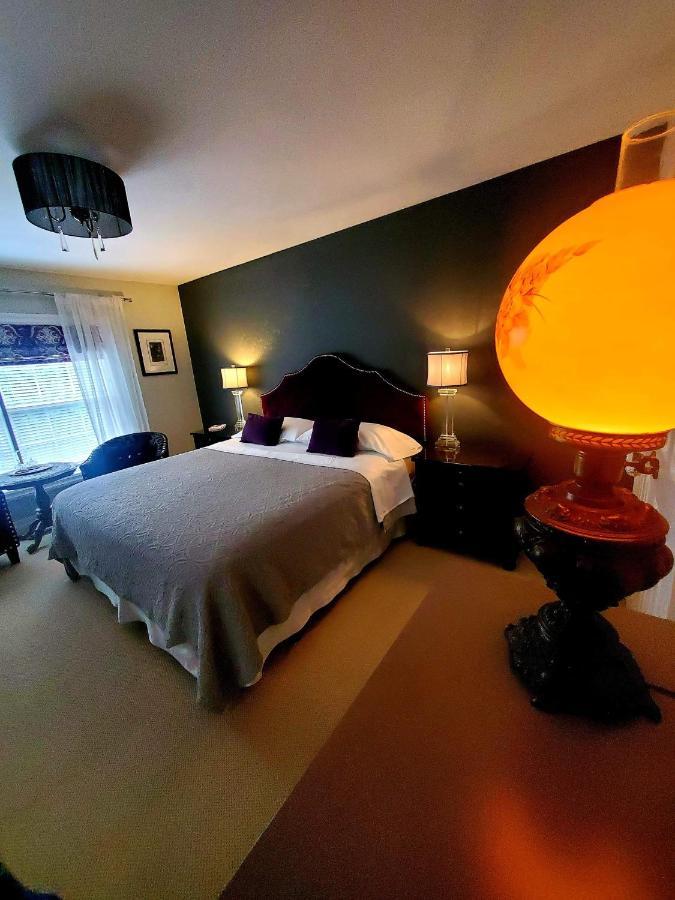 Darlington House 3*